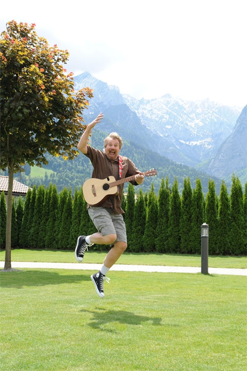 dan-crow-jump